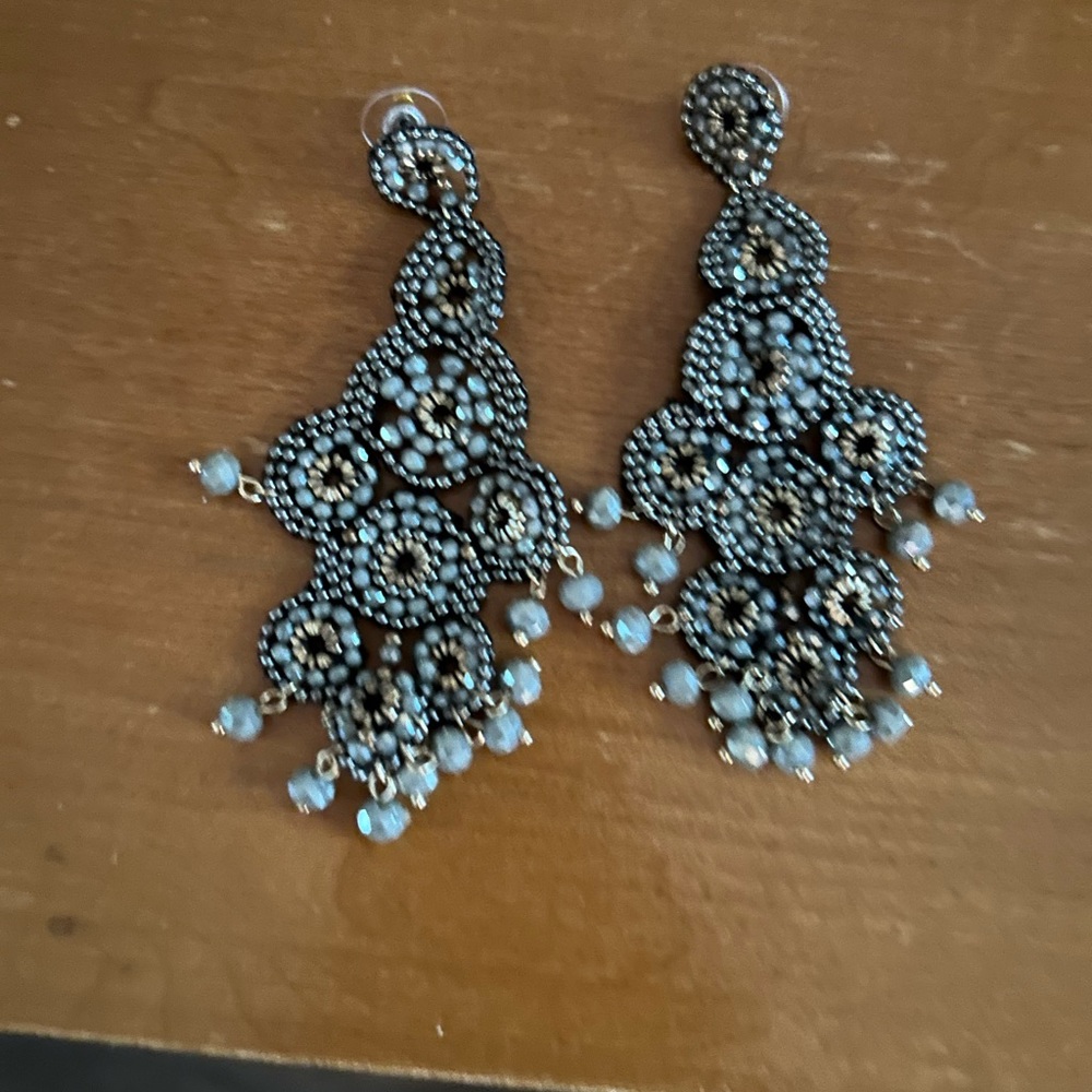 Gray pearl and crystal 3” chandelier earrings New